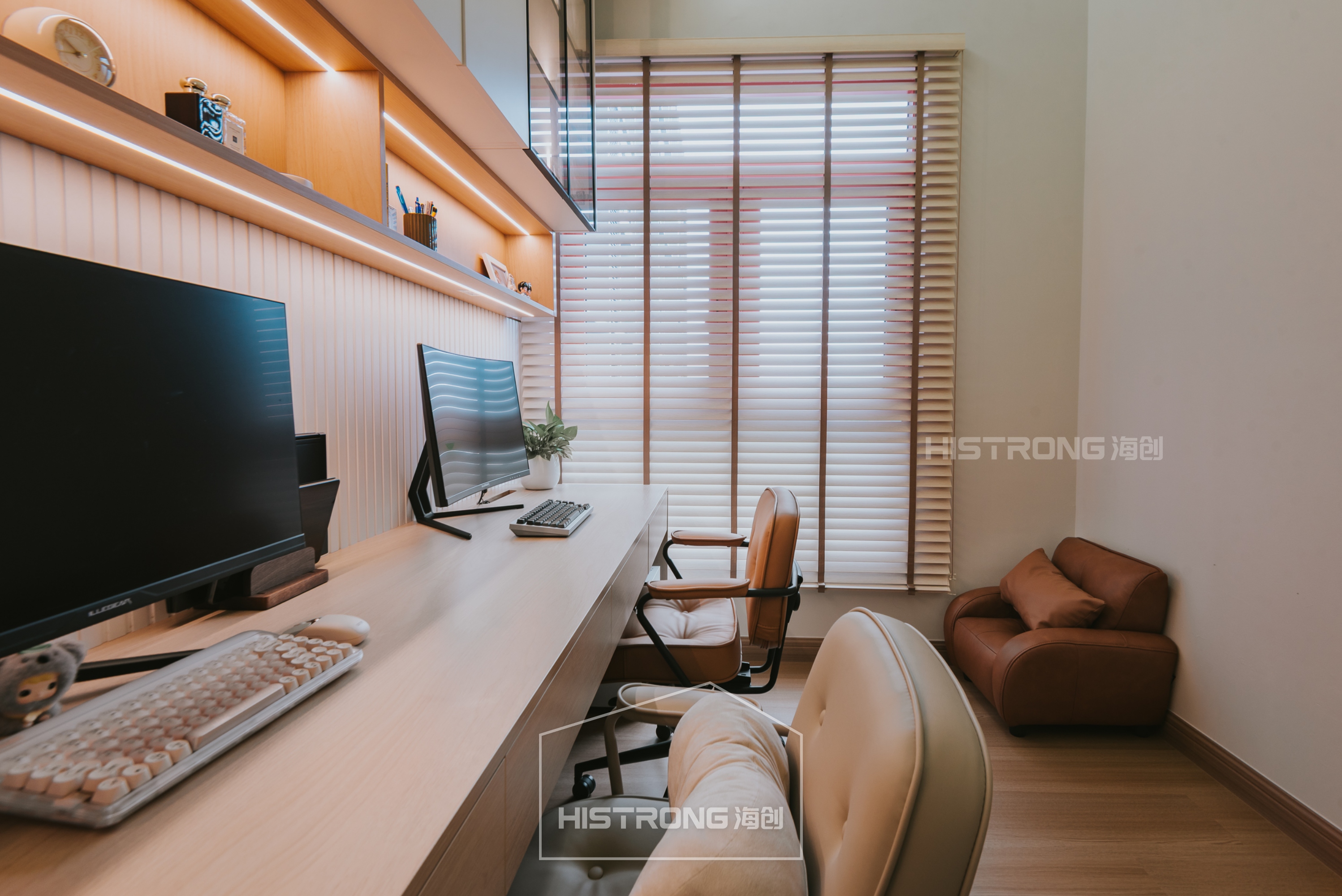 Signature package cabinet photo